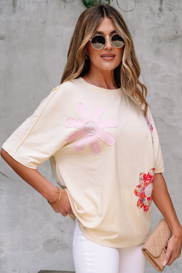 Flower Patched Exposed Stitching Loose Tee - Image 4